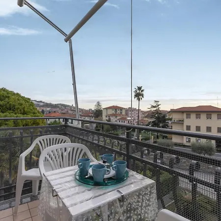 Grace House By Interhome Apartamento Riva Ligure